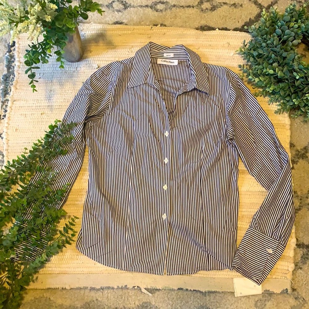 Calvin Klein Non Iron button down shirt
